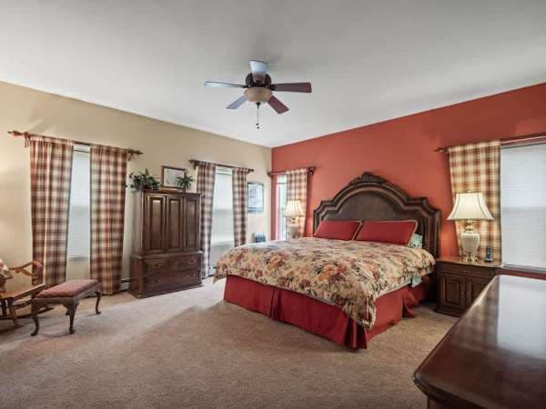 【Twin Room】Two twin beds — comfortable setup for kids or extra guests