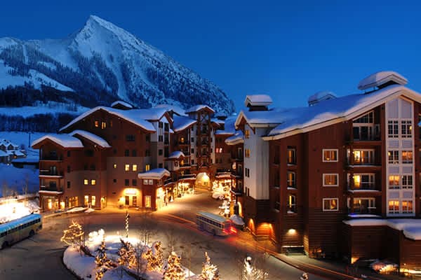 The Lodge at Mountaineer Square is a premier property centrally located for all of your mountain adventures. Listed with @BookTraverse