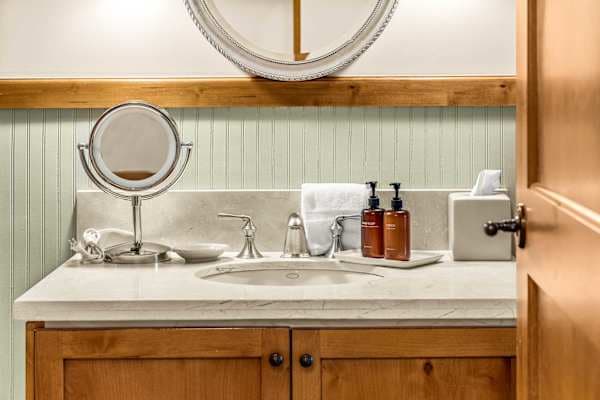 【Bathroom】A spa-like bath to unwind after a day on the slopes