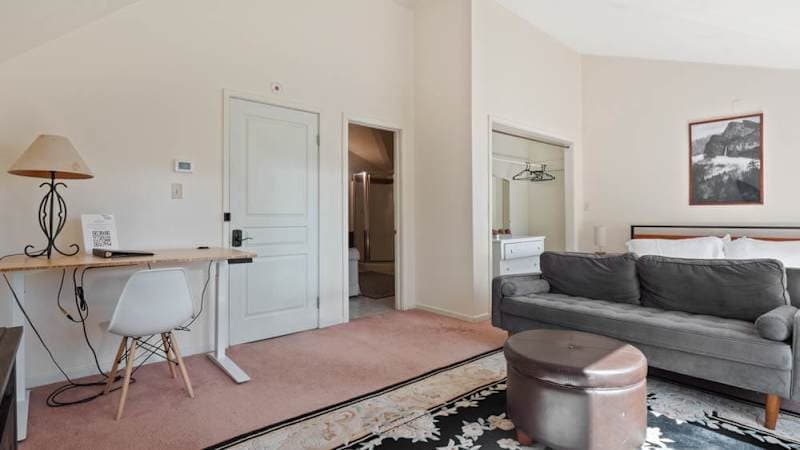 Mountain Hideaway — Yosemite Suite, Leadville