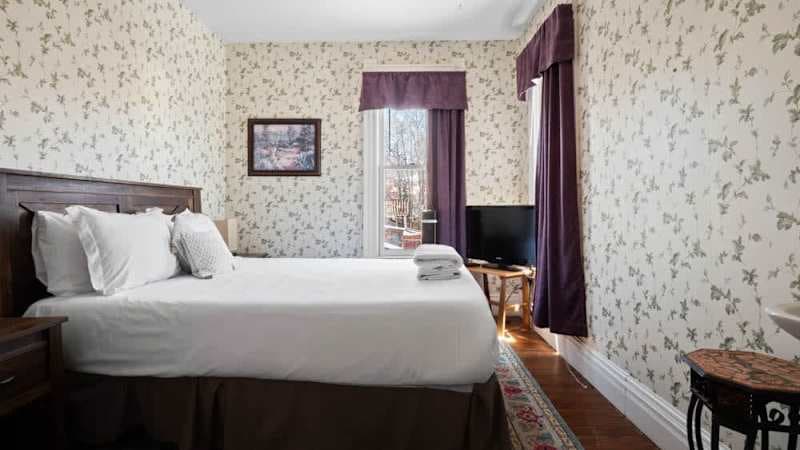 Governor's Mansion Main Unit — Leadville 4BR