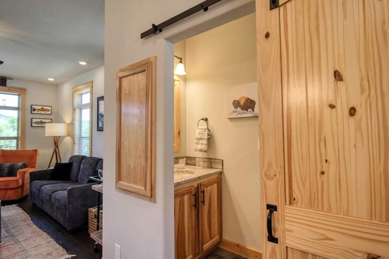 Edgewater 106 Riverfront Cabin