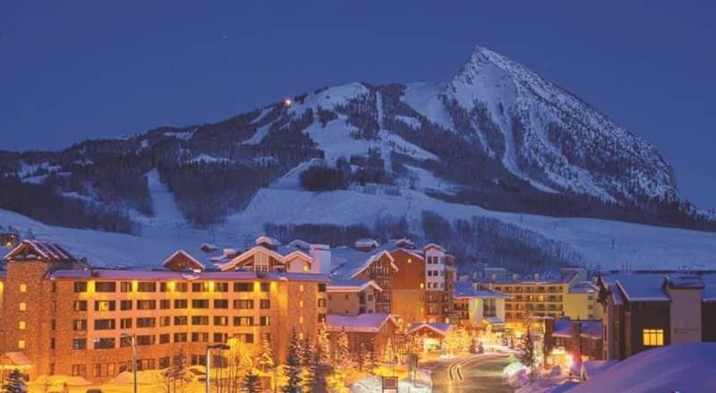 Grand Lodge CB #518 — Remodeled Ski-In/Out, Hot Tub, Pets