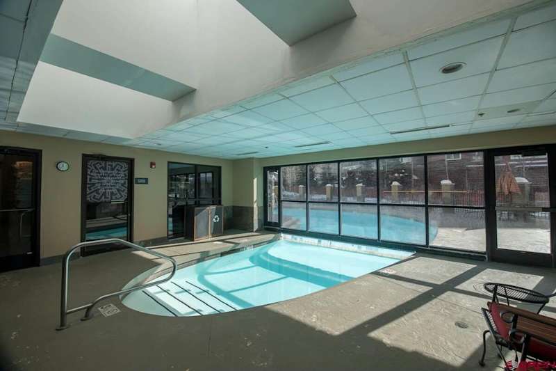 Accessible & Pet-Friendly | Walk to Lifts | Pool