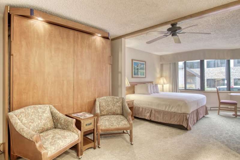 Grand Lodge Studio 120 — Walk to Lifts, Pool & Hot Tub