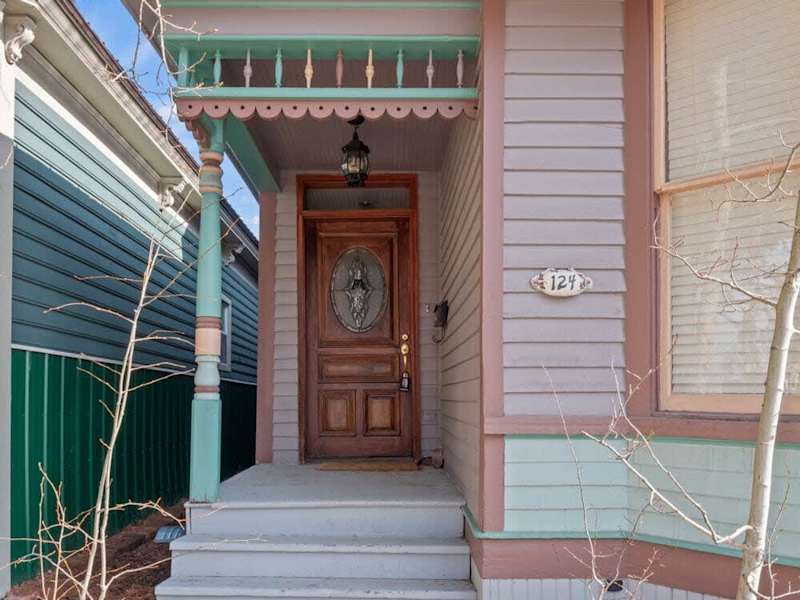 The Painted Lady — Historic Leadville 4BR