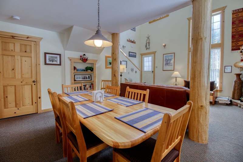 2BR w/ Loft - Fireplace, BBQ, Horseshoe Pit