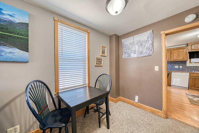 4BR - Pet Friendly, Near Cooper Mountain - 9 Guest