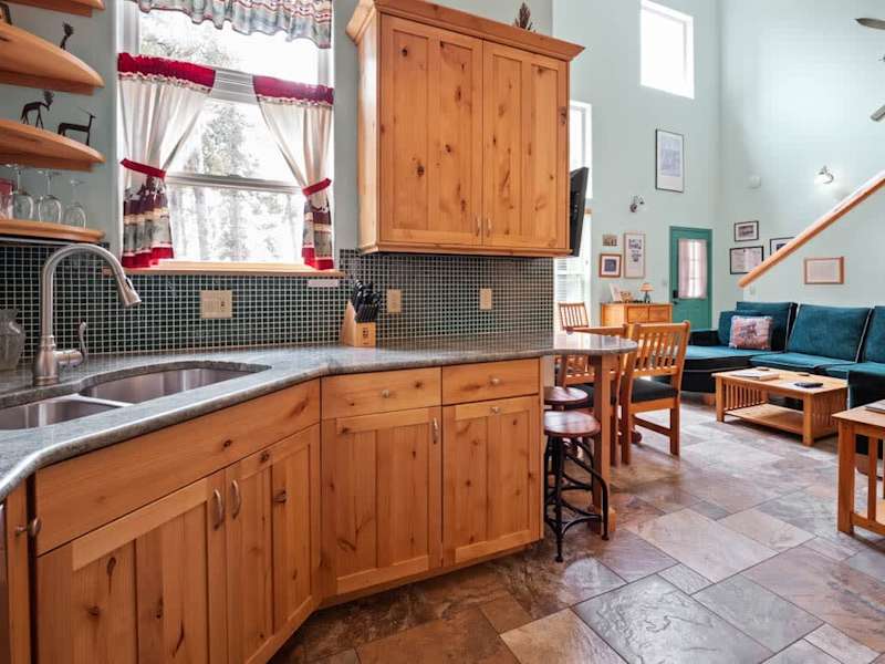 Mt. Elbert View Cabin | Sleeps 4 | Leadville