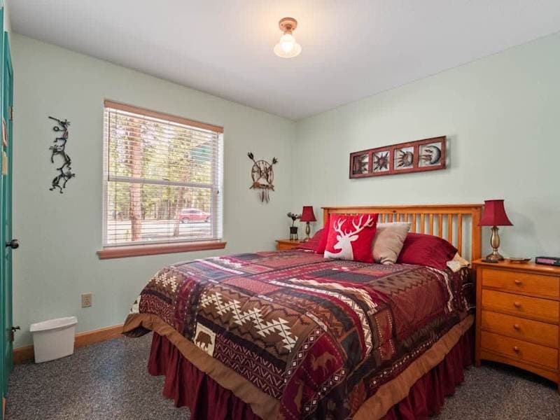 Mt. Elbert View Cabin | Sleeps 4 | Leadville
