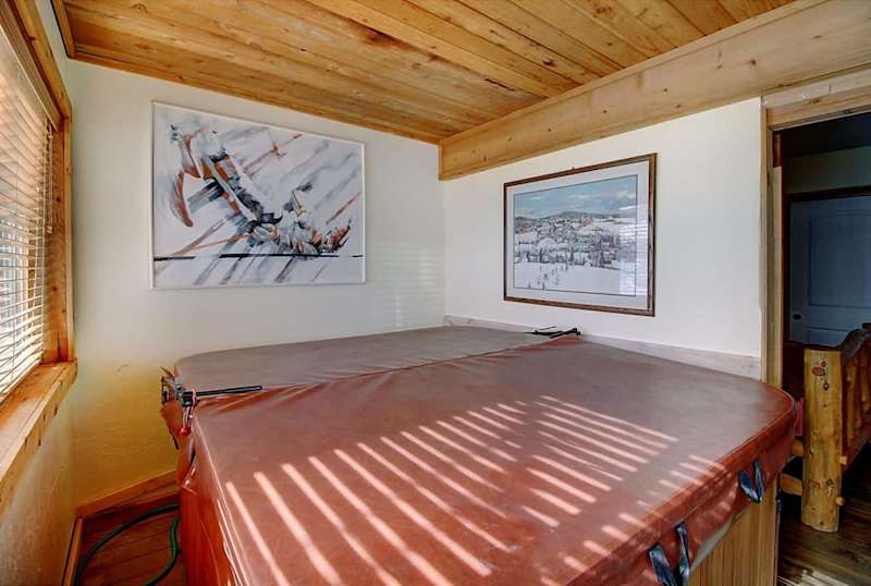 Mountainside 95 - Ski-In/Ski-Out, Private Hot Tub
