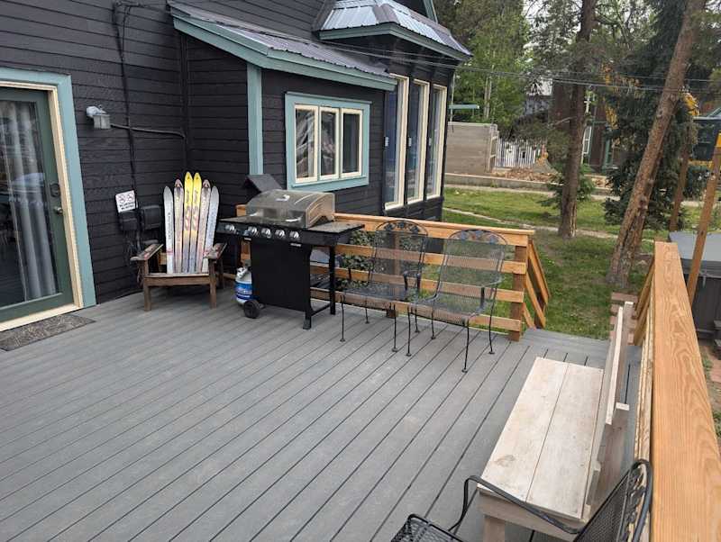 Mountain Hideaway — Hot Tub | Sauna | 1Gbps WiFi | 9BR Sleeps 18 + Pets