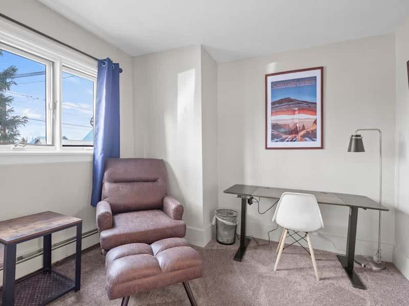 Mountain Hideaway — Arches King Suite, Leadville
