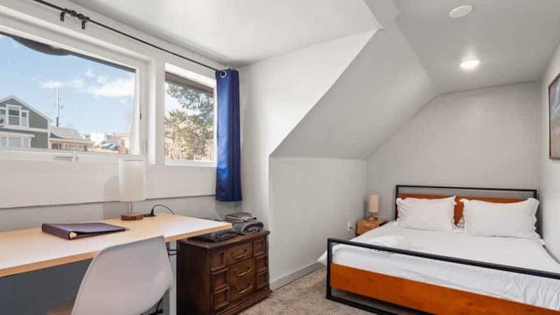 Mountain Hideaway — Yellowstone Suite, Leadville