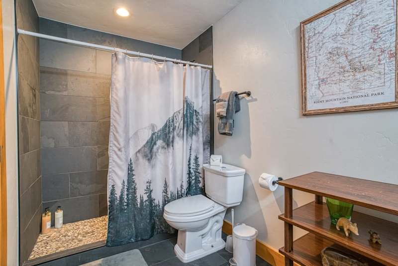 Mountain Hideaway — Rocky Mountain Suite, Leadville