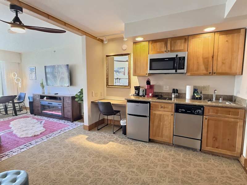 Studio, Crested Butte - Pool, Hot Tub, 5min to Ski