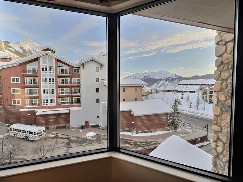 Grand Lodge 565 — Crested Butte Studio, Pool & Hot Tub