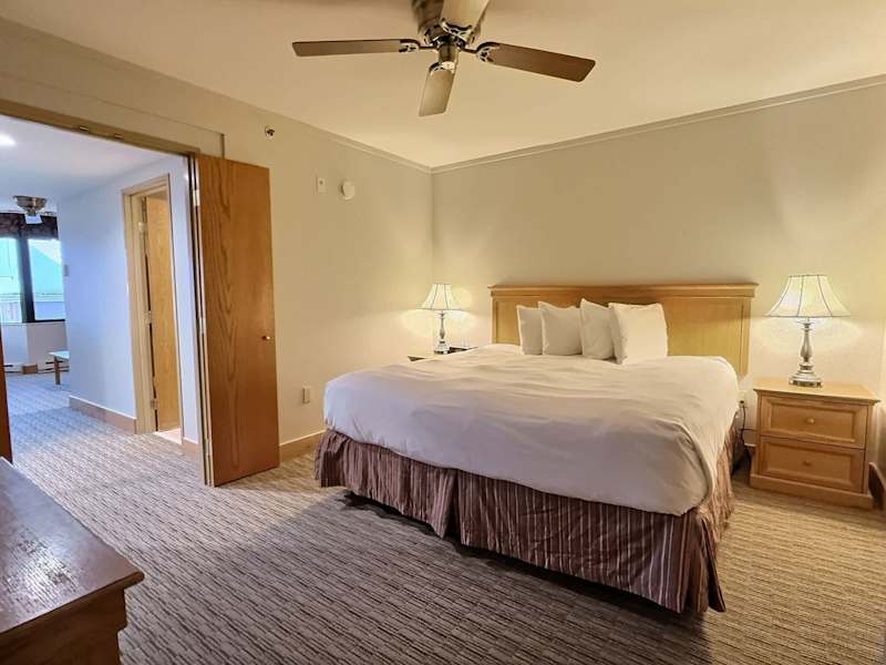 Grand Lodge 565 — Crested Butte Studio, Pool & Hot Tub
