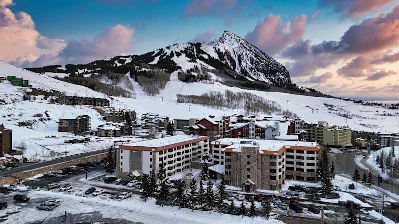 Grand Lodge Studio 412 — Pet-Friendly, Ski-In/Out Mt Crested Butte | Traverse