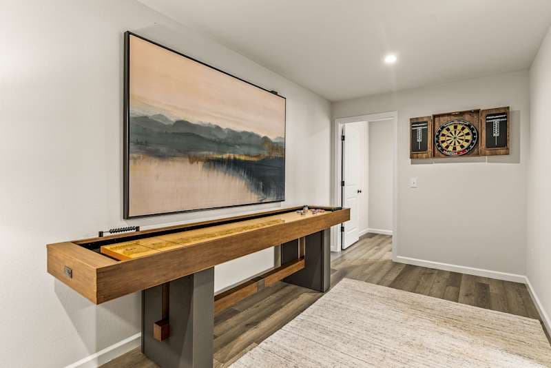 Westwoods Mountain Home — 4BR with Sauna + Shuffleboard