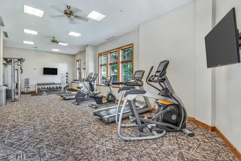 Beautiful Lodge at Mountaineer Square 2 Bedroom