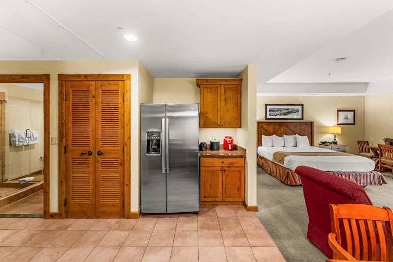 Studio at Mountaineer Square, Lifts 2 min Walk
