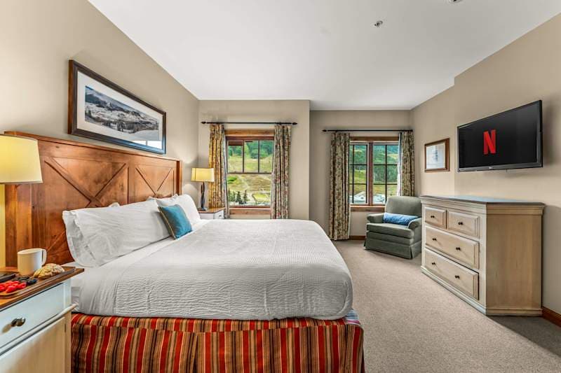 2 Bedroom Condo at the Lodge at Mountaineer Square, Hot Tub and Pool