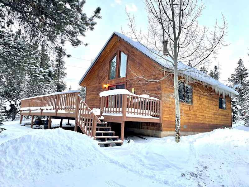 The Spruce Cabin — 14er Trails | Wood Stove | Pets OK | Sleeps 6