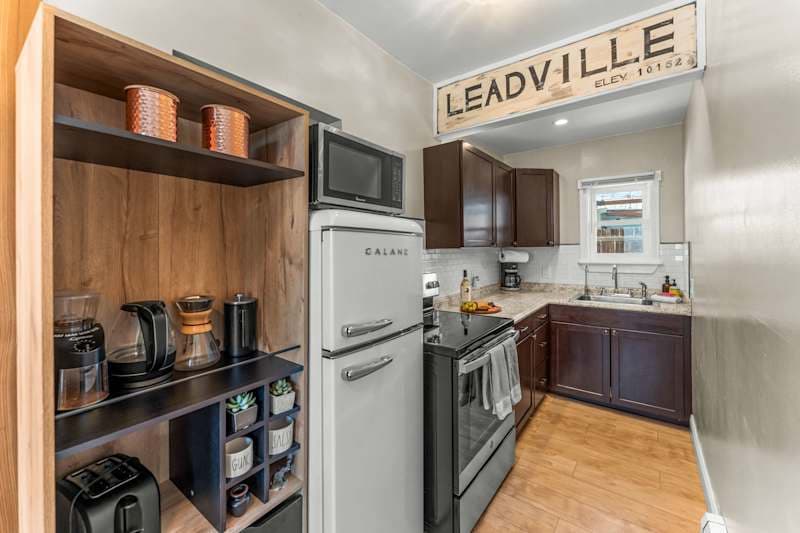 Hot Tub | 1BR | 1 Block to Main St | Pets OK