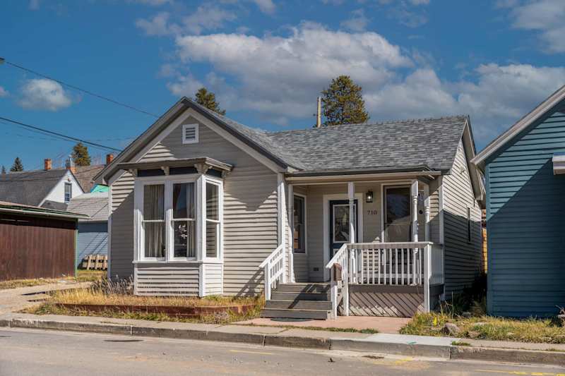 Hot Tub | 1BR | 1 Block to Main St | Pets OK