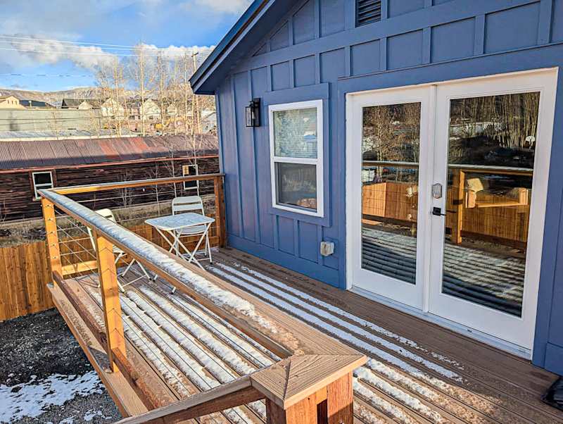 Dairy Flat — Pet-Friendly 2BR with Hot Tub, Walk to Downtown Leadville