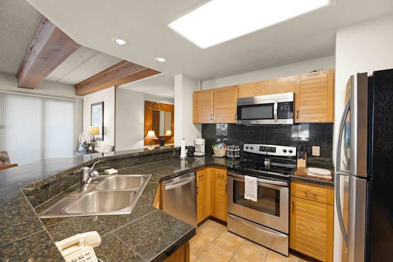 Plaza at Woodcreek 431 - 2BR Ski Condo with Hot Tub & Sauna