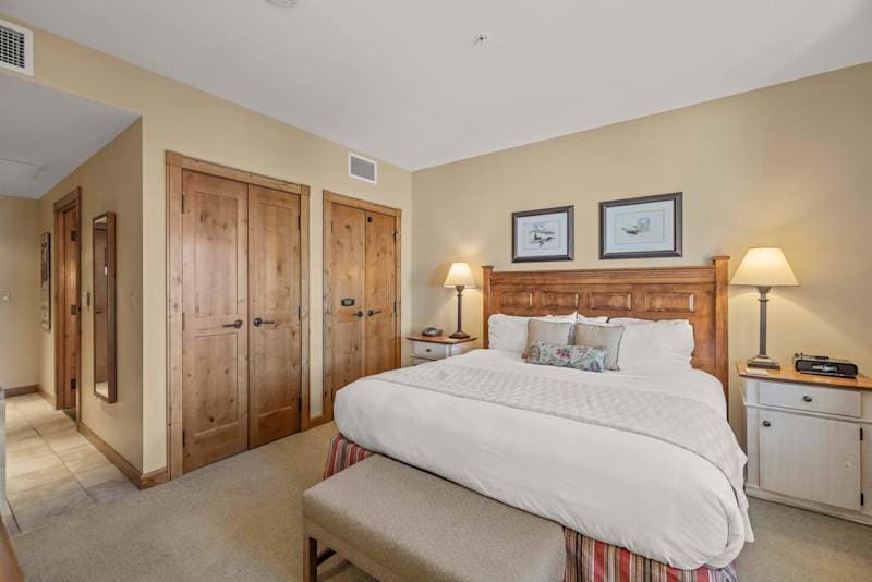 King Room at Base, Pool & Hot Tub