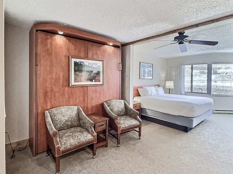 Pet-Friendly | Walk to Lifts | Pool & Hot Tub