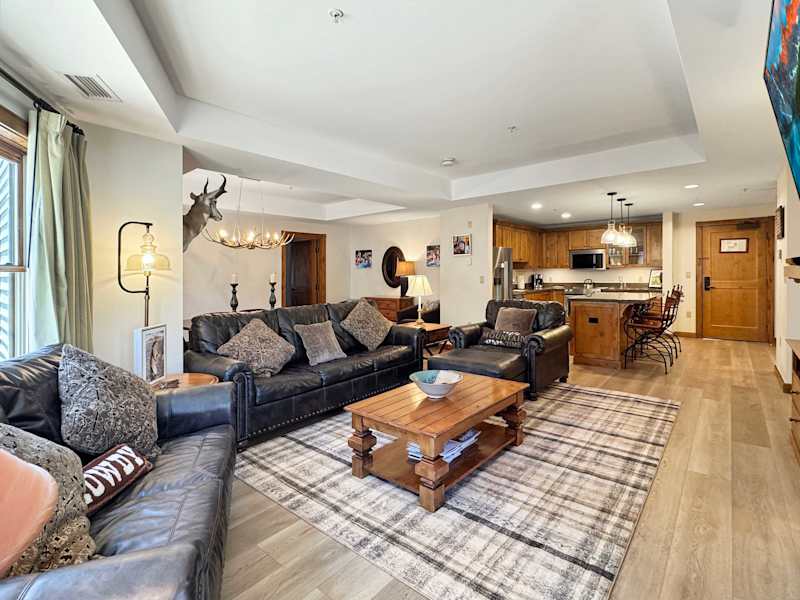 Beautiful Lodge at Mountaineer Square 2 Bedroom